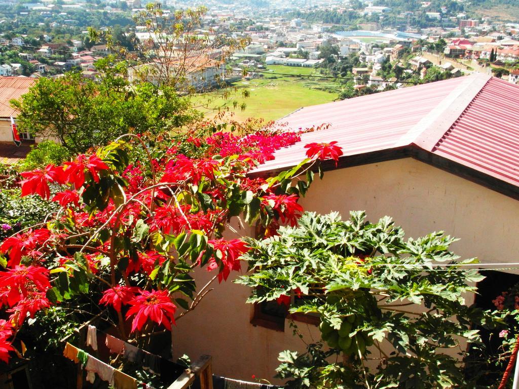 Three Palms Fianar Hotel Fianarantsoa Exterior foto